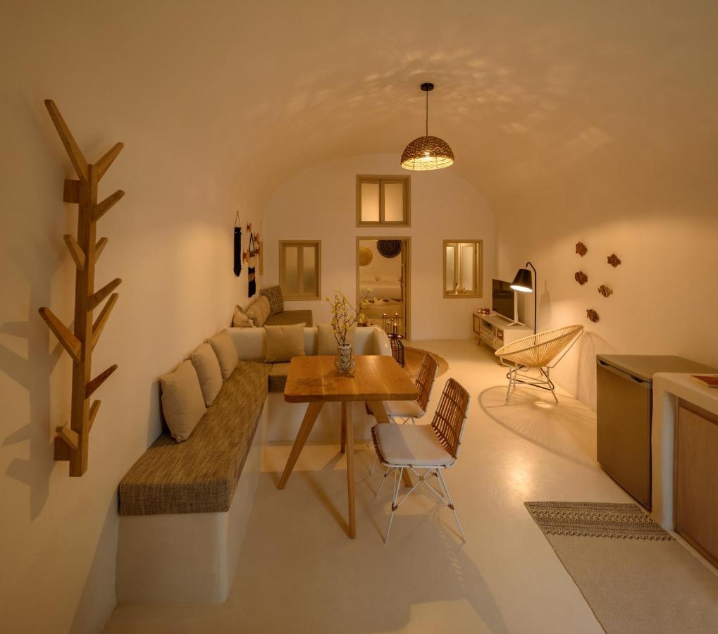 Suite Home Santorini Fira  Extérieur photo