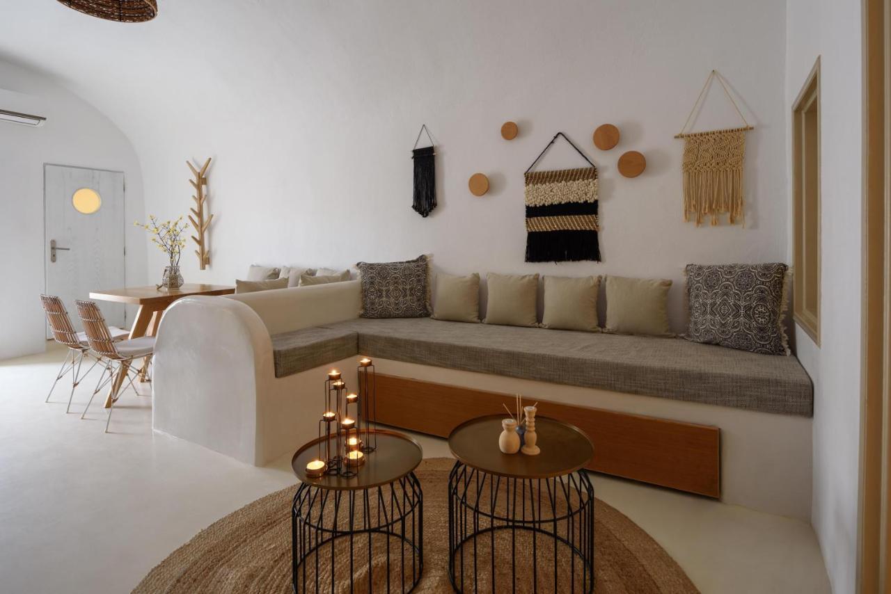 Suite Home Santorini Fira  Extérieur photo
