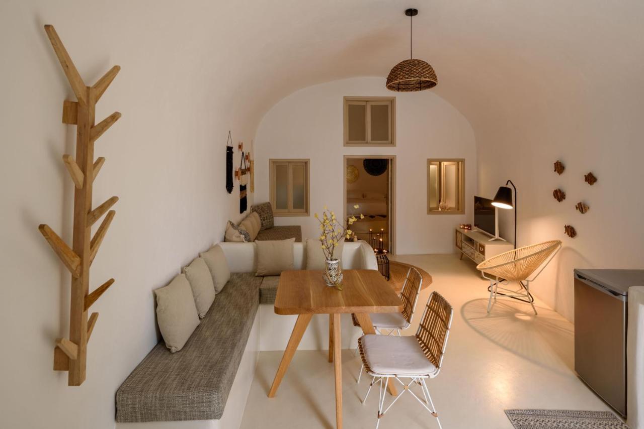 Suite Home Santorini Fira  Extérieur photo