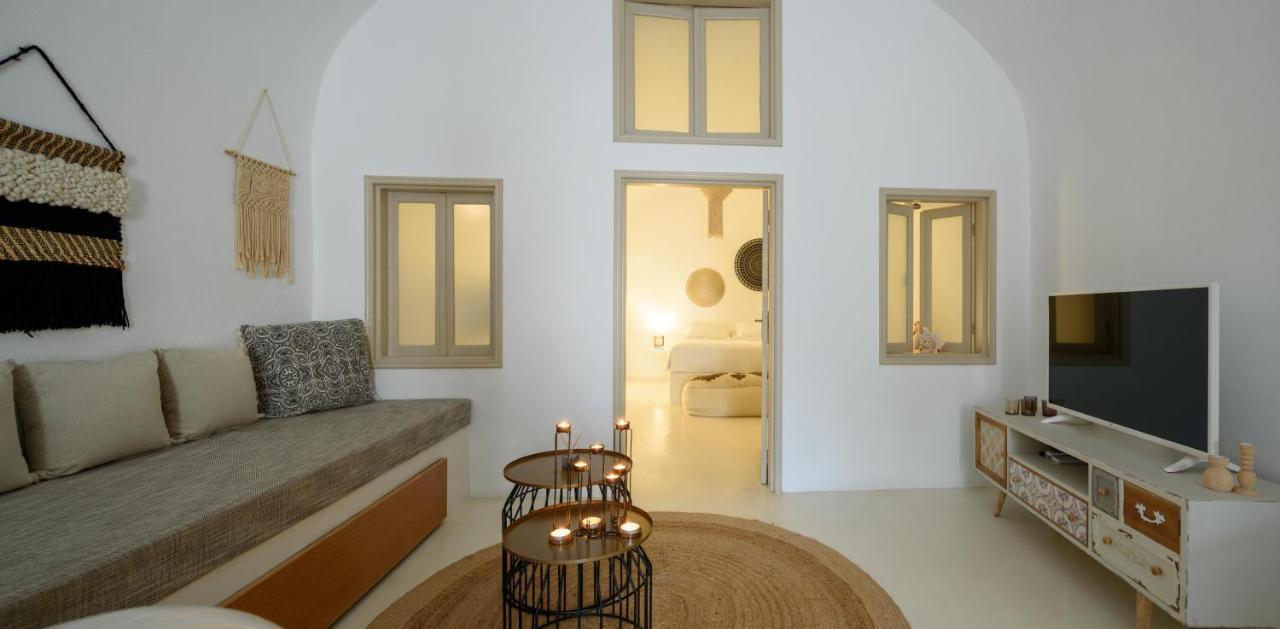 Suite Home Santorini Fira  Extérieur photo