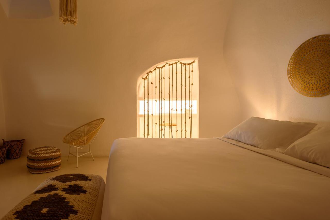 Suite Home Santorini Fira  Extérieur photo