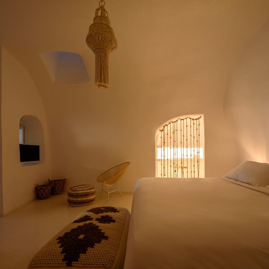 Suite Home Santorini Fira  Extérieur photo