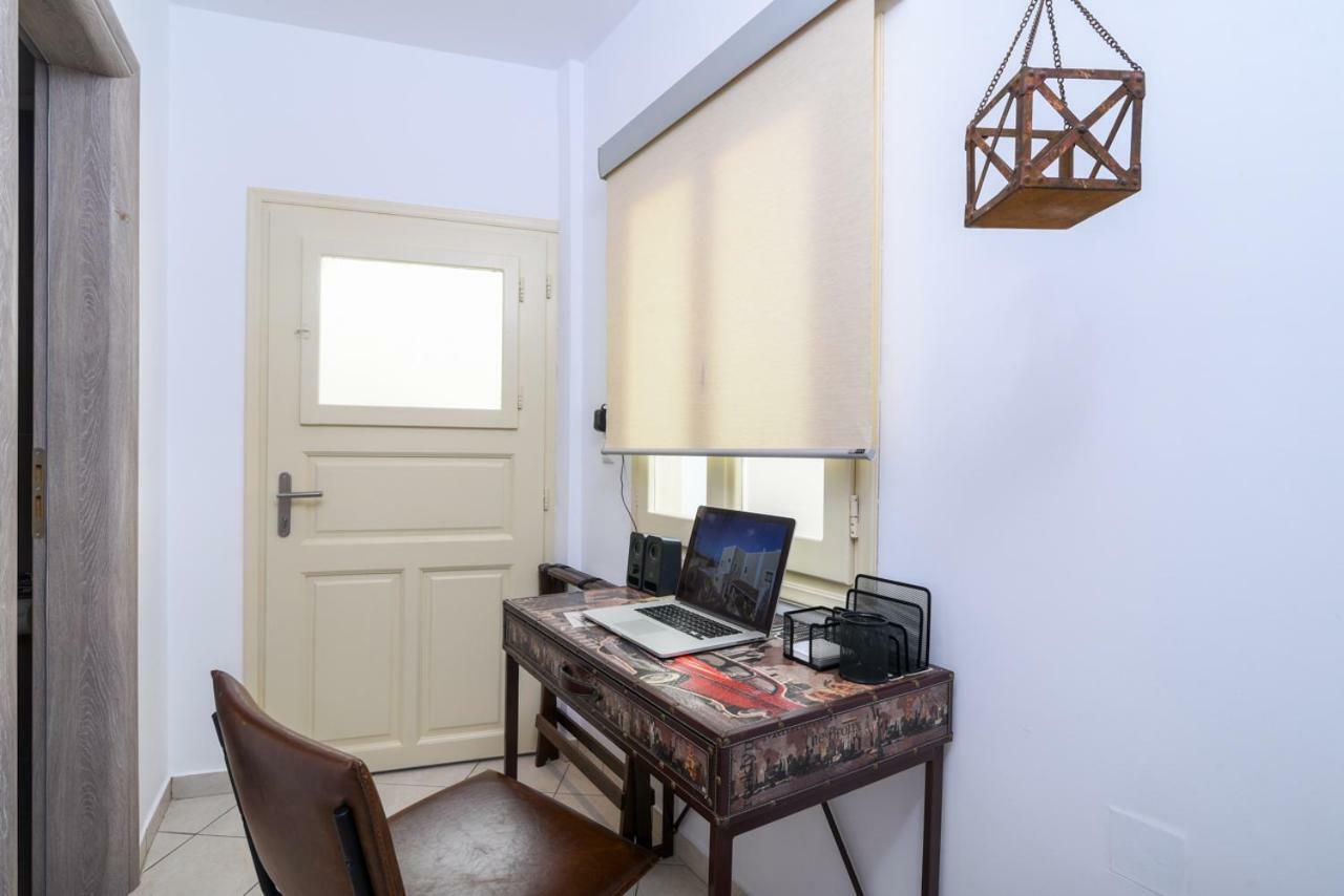 Suite Home Santorini Fira  Extérieur photo